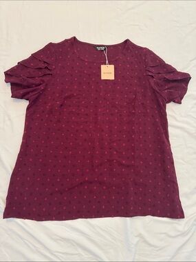 BloomChic Burgundy Dot Textured Ruffle Sleeve Tee